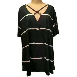 DOLNINE Plus Short Sleeve Criss Cross Front Deep V-Neck Striped Top NWT Size 26